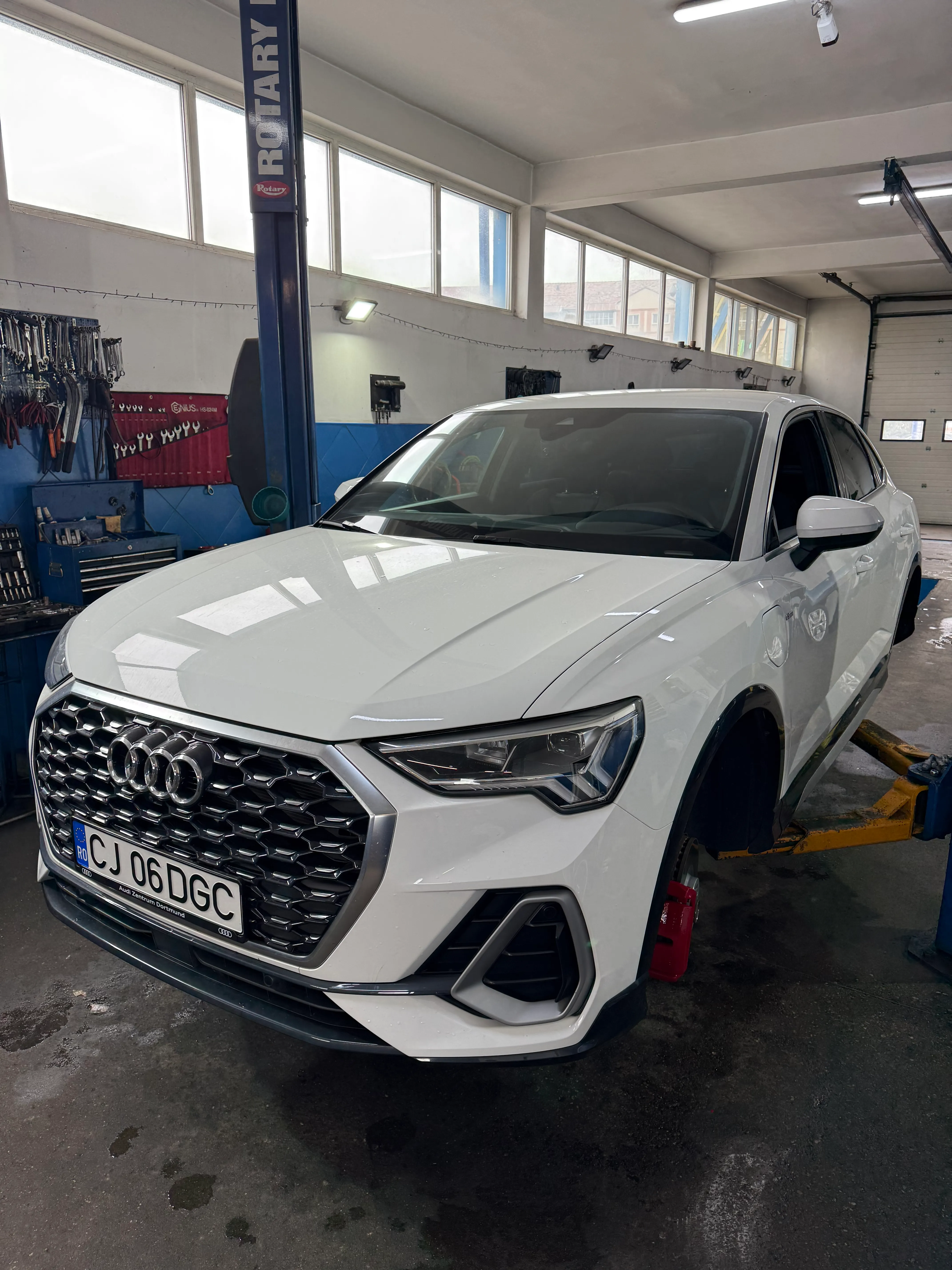 Audi Q3 2022 vopsire etrieri Casuta Albastra Petrosani